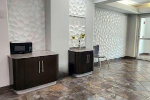 Baymont by Wyndham San Antonio Airport