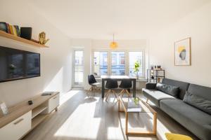 Wohnglück - Moderne renovierte Ferienwohnung in Strandnähe für 5 Personen