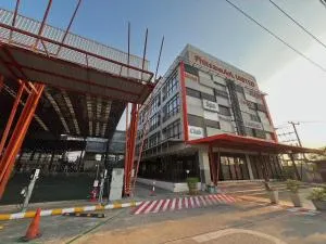 Phitsanulok United Hotel - Ban Wat Chan