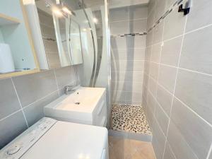 Studio 12C, Héliopolis C, village naturiste