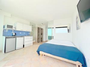 Studio 12C, Héliopolis C, village naturiste