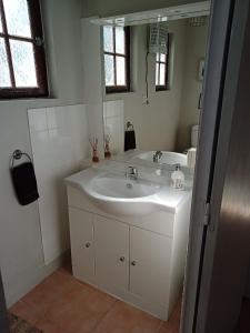 Maisons de vacances Rustic cottage full of charm for the perfect getaway in Normandy : photos des chambres