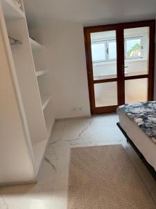 Apartment mit Meerblick am Strand Costa Azzura