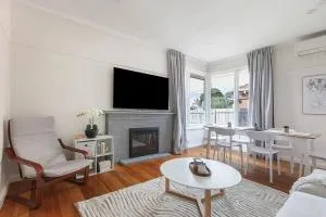 Bentleigh East House by Ready Set Host - أوكلي