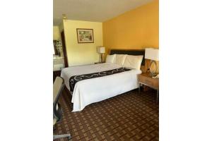 Single Room room in Country Hearth Inn And Suites Saint George