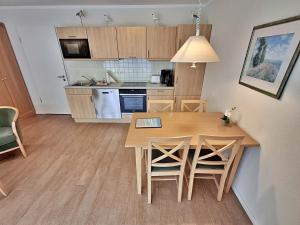 Ferienwohnung 1 2 16 Inselstrand