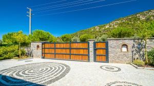 Villa Paris with Private Pool