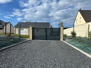 Maisons de vacances Les Dunes - Omaha Beach : photos des chambres
