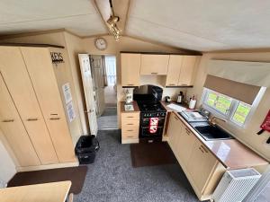 2 Bedroom Caravan Located in Uddingston, Glasgow at Maryville Caravan Site
