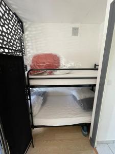 Studio au pied des stations