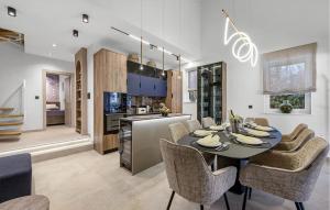 Lovely Home In Murter