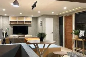 Baguio Bermuda Hills - Gray House - Tuba