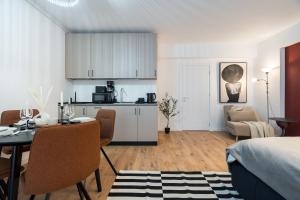 Ivory Concept Studio 53