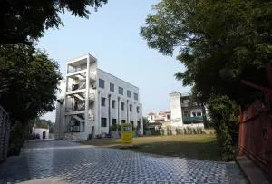 Yuturn Hotel - Jāmb