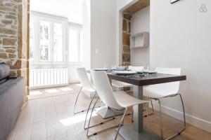 Lyon 2, Plein centre, 60m2, Place des Jacobins