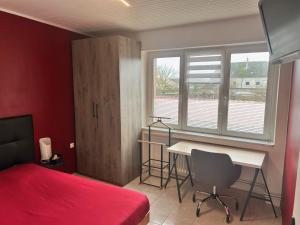 Sejours chez l'habitant Chambre renovee dans appartement de 70m2 : photos des chambres