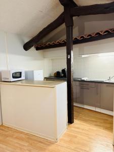 Appartement Proche Place Soult l 2 Chambres l Climatisé