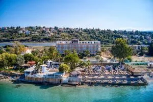 Black & White Resort - Ано-Трикала