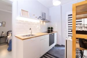 F & B Collection - 2 Bedroom Flat