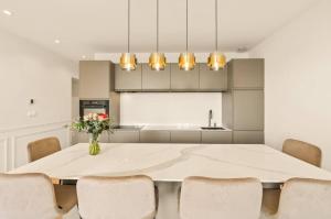 LES SUITES DU PALAIS sur LA CROISETTE - Vue MER