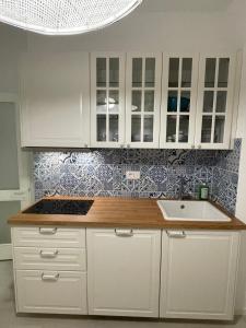 Carlos ZR141 Sanremo Market