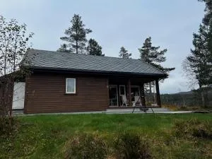 Flott familiehytte på Haukås i Strandebarm - Kvamseter