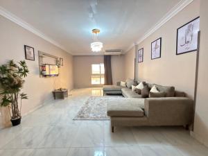 Elite Apartments in Mohandseen - Families only