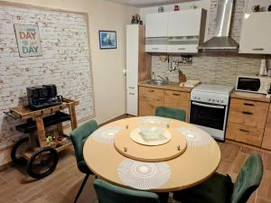 Apartment in Zaton (Zadar) with Air conditioning, WIFI, Washing machine (4828-1)