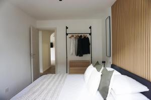 Club Tropicana Boutique Apartments