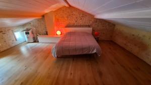 Maisons de vacances Maison Neuve, relaxing countryside home with pool : photos des chambres