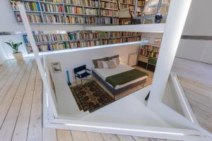 Langolo del libro by Wonderful Italy