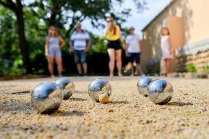 Campings Camping Domaine de Senaud : photos des chambres