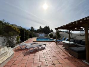 4 Bedroom Villa with pool in Javea