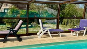 Maisons de vacances Maison de charme piscine couverte chauffee : photos des chambres
