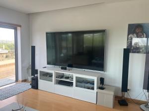Penthouse, sea view, tennis, swimming pools, 3 foot golf