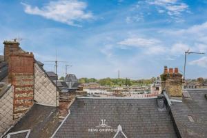 Appartements Magical Rooftop Views Historic City Center 2 guests : photos des chambres