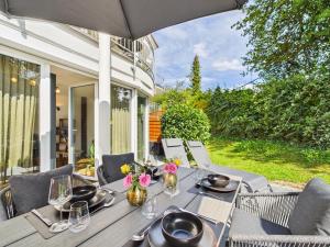 Hochwertige Ferienwohnung in Seenähe mit Terrasse & Vollausstattung