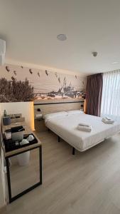 Double Premium Room  room in Hotel ELE Acueducto