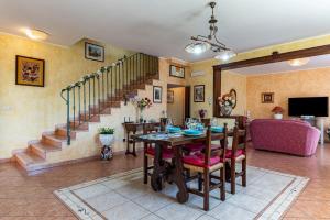 GuestHost - Eden Green Oasis