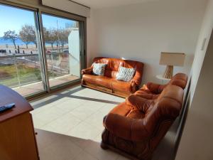 Apartamento con vistas al mar y parking