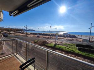 Apartamento con vistas al mar y parking
