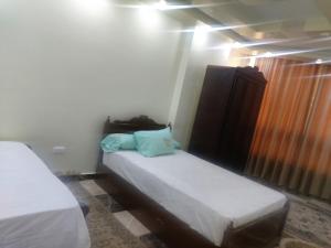 شقةللايجار المفروش ميامي علي البحر مباشرة