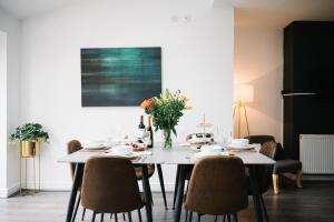 5 Luxe Ensuite Bedrooms Solihull Gem