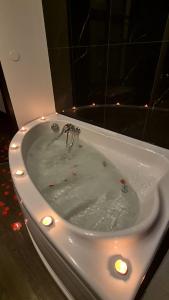 Appartements Erotic Room : photos des chambres