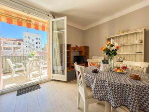 T2 sur le port de Sanary avec garage