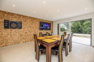 Villas La Villa Leo face au Centre Equestre et Piscine : photos des chambres