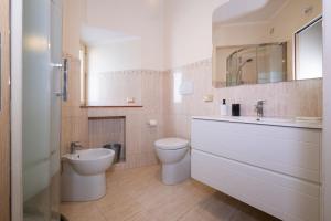 Trevi Fountain big apartment