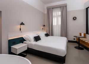 Adaram Suites