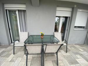 LUX ONE The Ioannina Residence