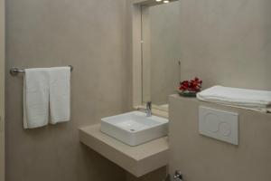 Comfort Single Room room in Hotel Navegadores